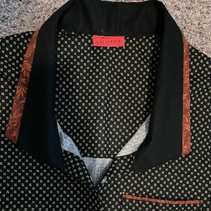 T shirt by blackredd